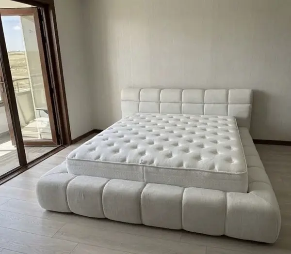 Cama Genova